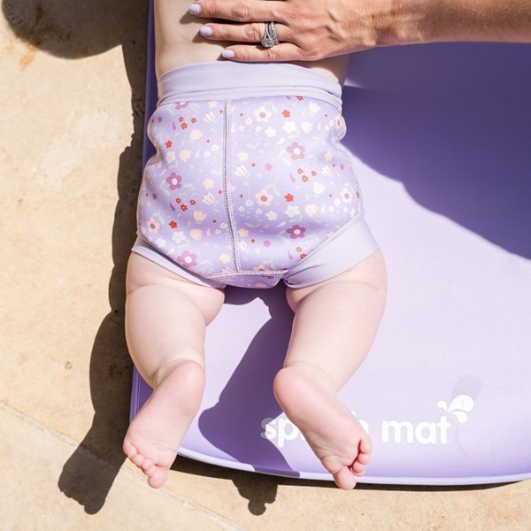 Ble badebukser til baby SplashAbout Happy Nappy Spring Flowers badeble