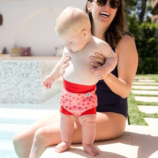 Ble badebukser til baby SplashAbout Happy Nappy Strawberry Field badeble