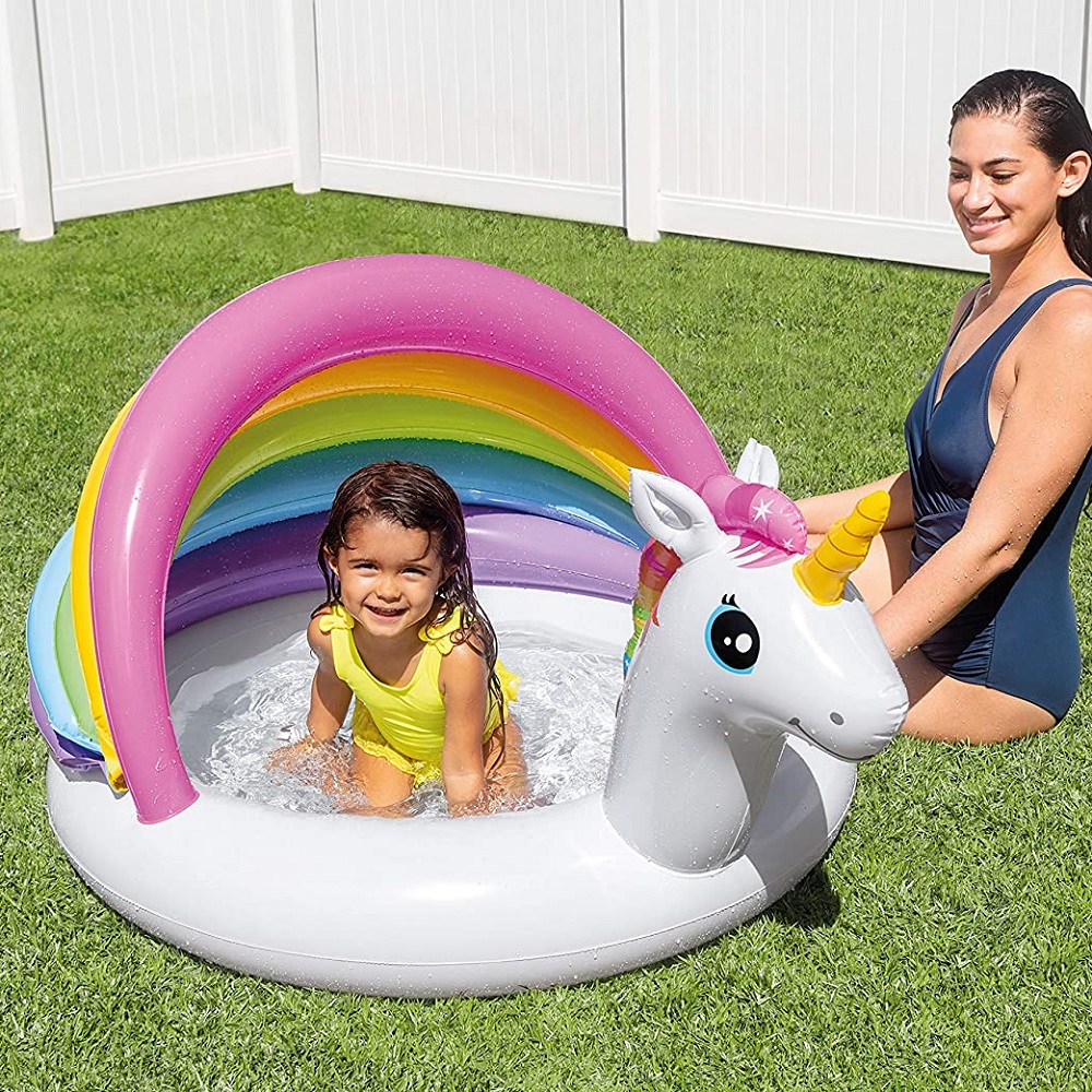 Oppustelig badebassin med solbeskyttelse Intex Unicorn