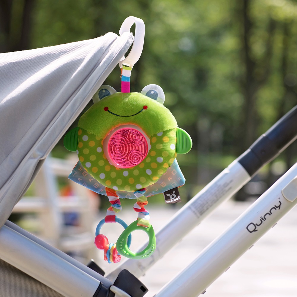 Barnevognslegetøj Benbat Multi Skills Travel Toy Frog