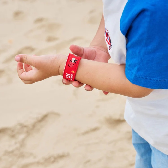 ID-armbånd til børn - LittleLife Mariehøne 