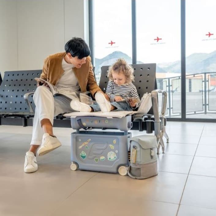Kørbar børnekuffert - Stokke JetKids BedBox Arctic Blue