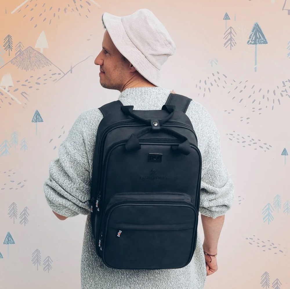 Pusletaske og rejseseng - Bizzi Growin RucPOD Black