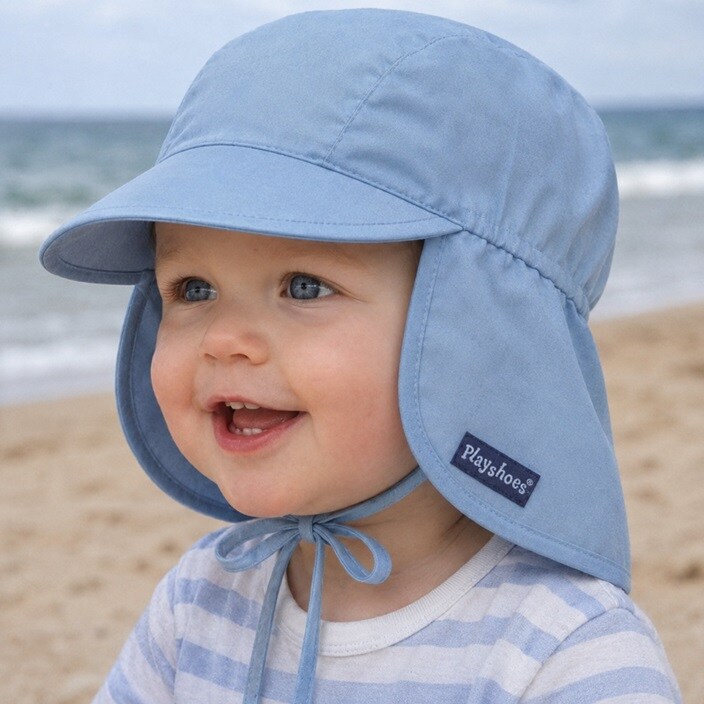 Solhat - Playshoes Light Blue UV kasket